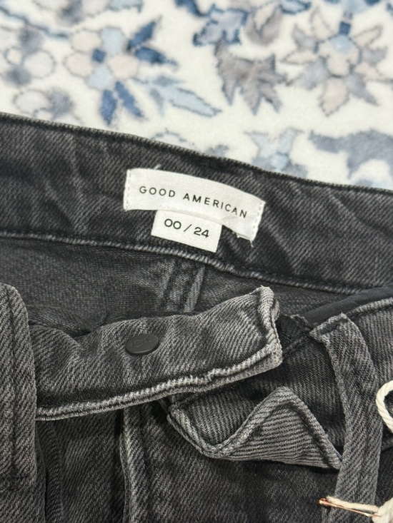 Good American Straight-Leg High-Rise Black Jeans with Tie Waist - Picture 4 of 7